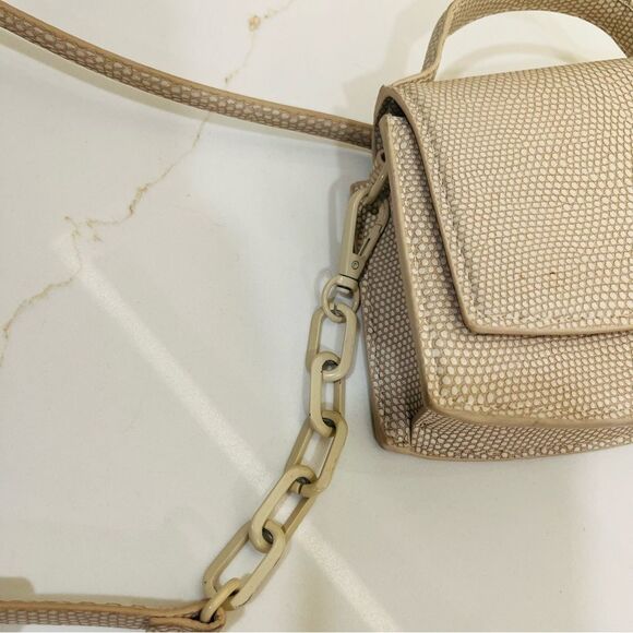 Zara Textured Cream Crossbody Bag - Picture 7 of 9